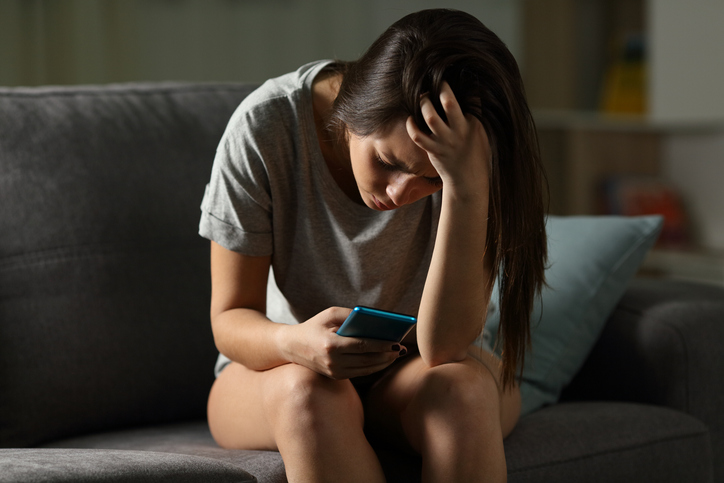 Can Stress from Social Media Cause Addiction?