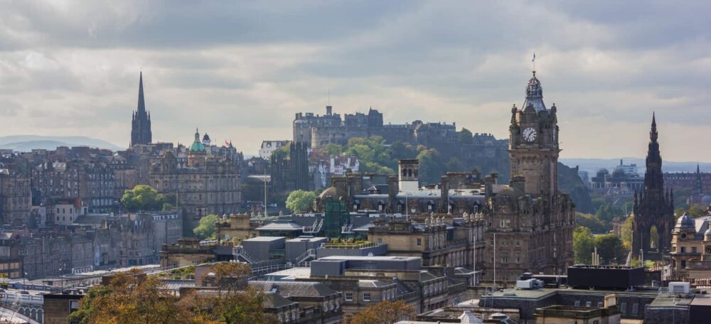 Alcohol rehab in Scotland city skyline