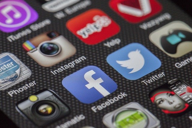 Does Social Media Impact Teen Substance Use?
